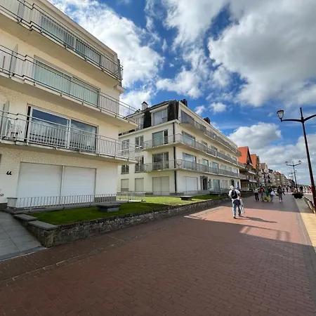 Oase At The Sea * De Haan